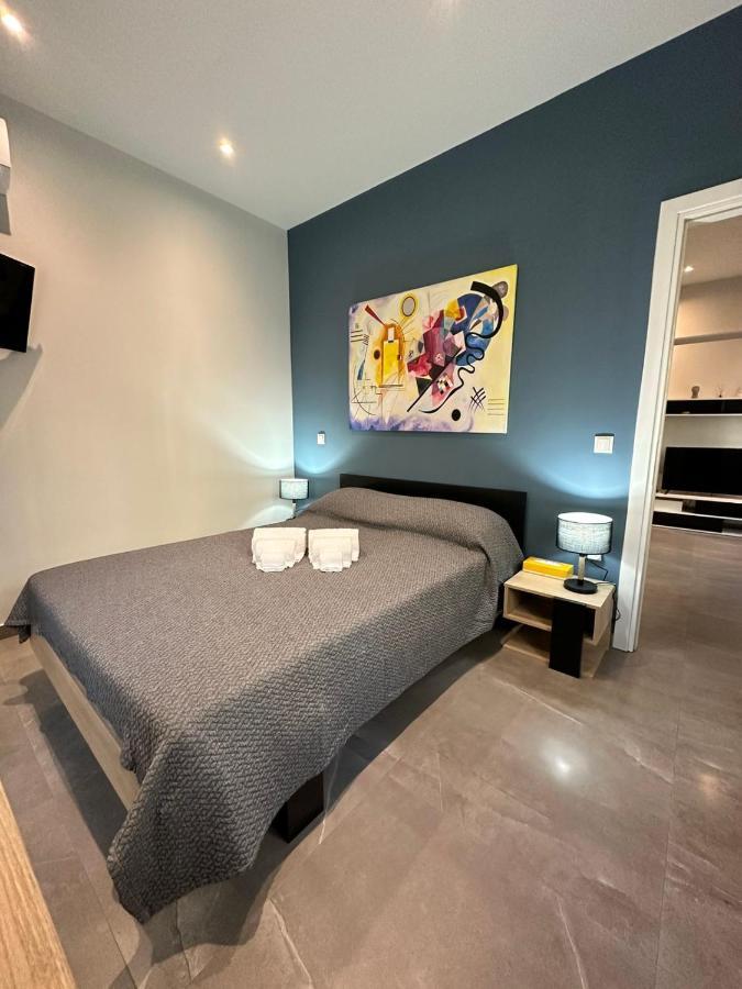 Syntagma Contemporary Apartment Atene Esterno foto