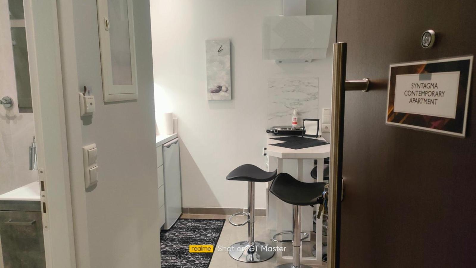 Syntagma Contemporary Apartment Atene Esterno foto
